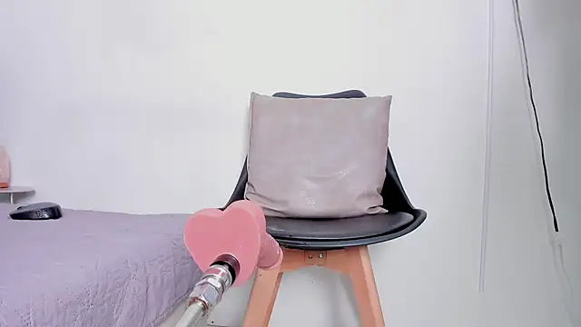 Snapshot of Katalella_murillo chatting on 03-08-25, 09:50 Katalella murillo online show from 03-08-25, 09:50