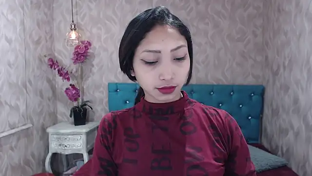 MadelineDoll online show from 01-11-25, 01:01