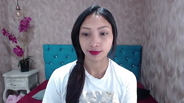 MadelineDoll online show from 01-18-25, 01:08
