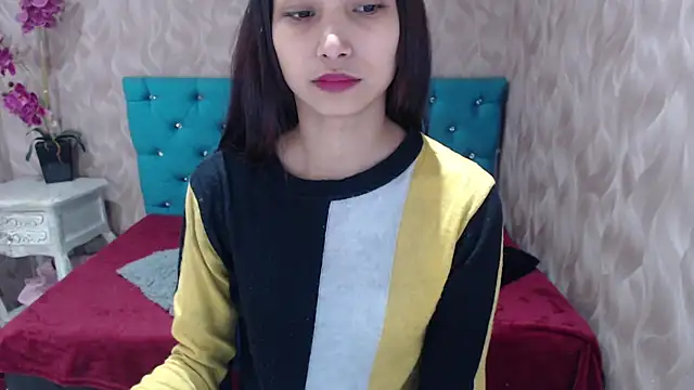 MadelineDoll online show from 01-25-25, 01:08