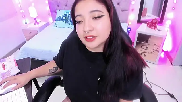 Emma monserrat online show from 01-19-25, 12:50