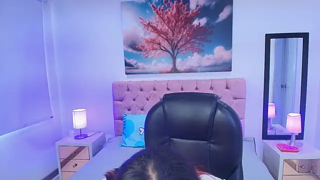 Emma monserrat online show from 01-10-26, 07:37