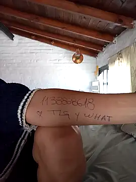 Snapshot of Viudanegraa chatting on 11-05-25, 12:05 Viudanegraa online show from 11-05-25, 12:05