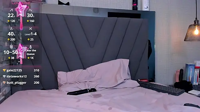 CAMILAGRAY online show from 03-20-25, 03:47