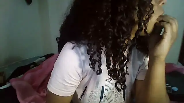 Ivon-09 online show from 12-26-24, 02:37