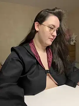 hungry1bunny online show from 01-09-25, 05:43