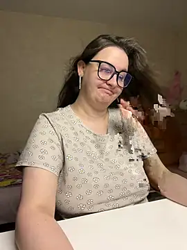 hungry1bunny online show from 05-13-26, 04:48