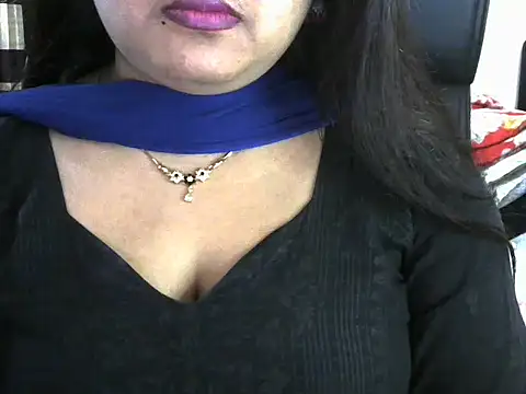 SweetGirlRani143 online show from 12-18-24, 08:25