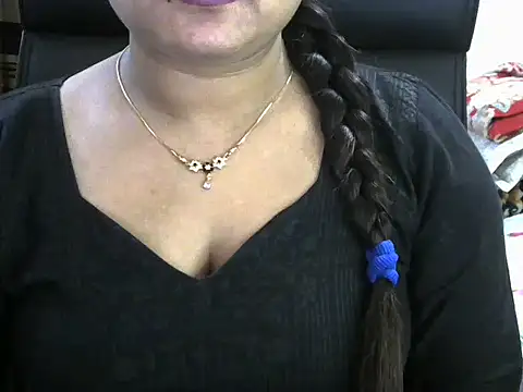 SweetGirlRani143 online show from 12-18-24, 11:30