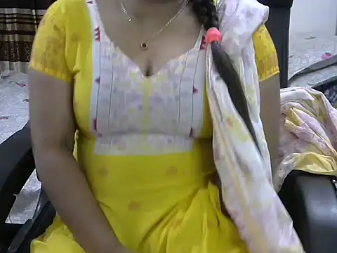 SweetGirlRani143 online show from 12-24-24, 11:55
