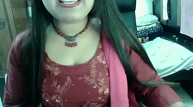 SweetGirlRani143 online show from 01-24-25, 04:49