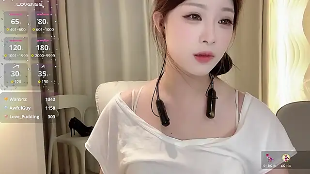 zhuzhu-520- online show from 12-08-24, 08:04