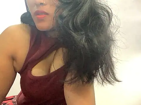 Snapshot of Cute-Tanya chatting on 02-18-25, 02:06 Cute-Tanya online show from 02-18-25, 02:06