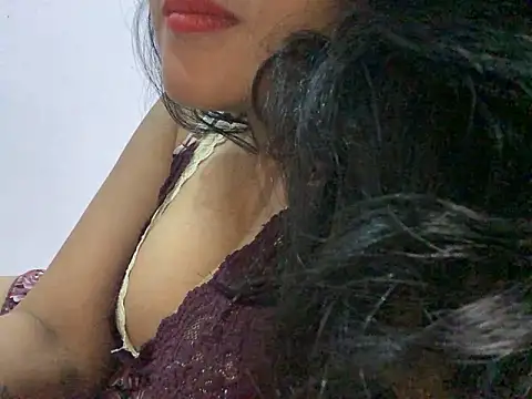 Snapshot of Cute-Tanya chatting on 02-27-25, 04:10 Cute-Tanya online show from 02-27-25, 04:10