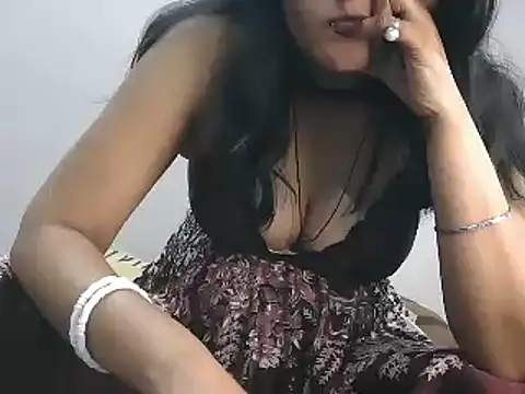 Snapshot of Cute-Tanya chatting on 03-08-25, 06:43 Cute-Tanya online show from 03-08-25, 06:43