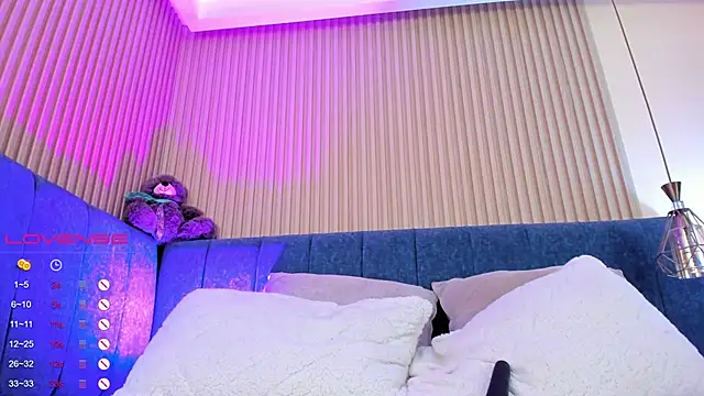 kathecute   online show from 12-10-24, 04:45