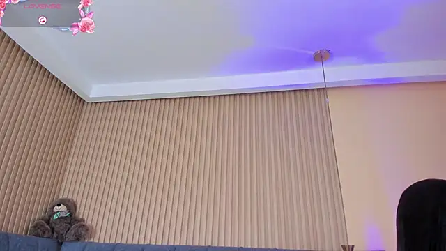 kathecute   online show from 09-25-25, 01:31