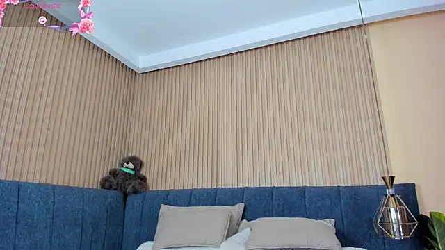 kathecute   online show from 11-06-25, 01:39