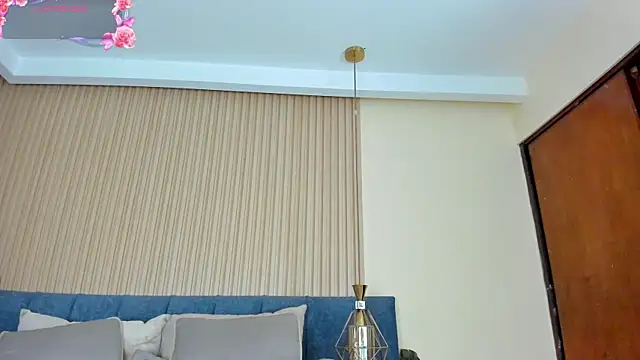 kathecute   online show from 05-14-26, 01:45