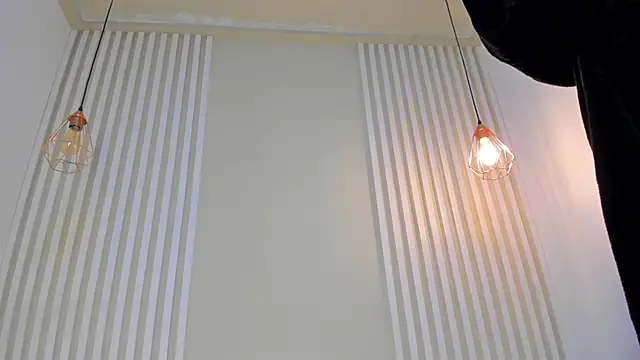 annawelk  online show from 02-13-25, 03:46