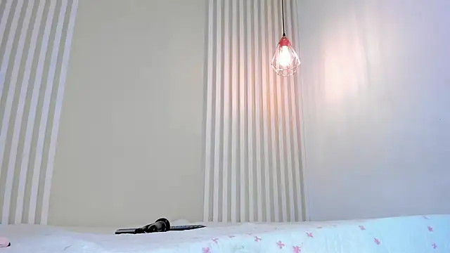annawelk  online show from 03-11-25, 03:02
