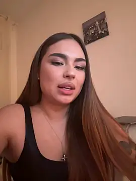 mint melissaaa online show from 12-20-24, 12:19