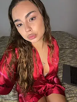 mint melissaaa online show from 12-28-24, 07:54