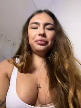 mint melissaaa online show from 01-17-25, 05:19