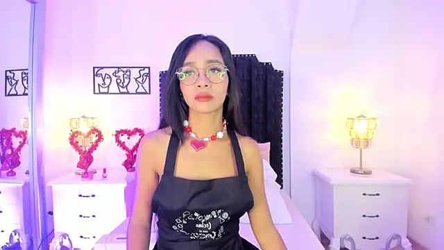 Snapshot of SamanthaFerrer__ chatting on 02-14-25, 07:33 SamanthaFerrer online show from 02-14-25, 07:33