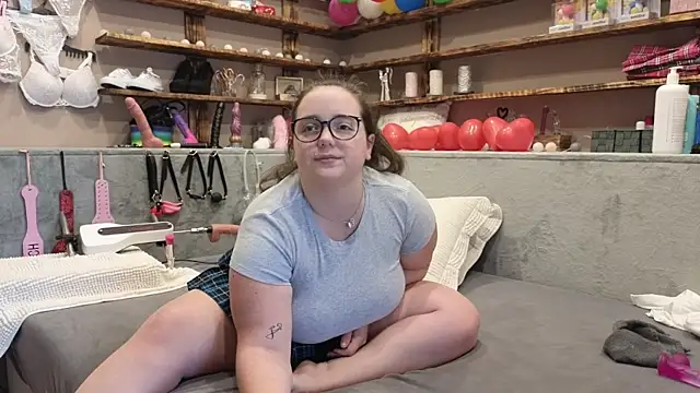 Kimberly-Caprice online show from 03-14-25, 11:23