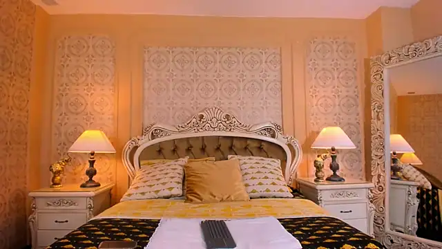 OrianaRodhes online show from 02-18-25, 09:42