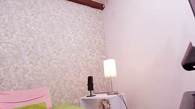 nicol f online show from 01-29-25, 07:22