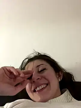 Snapshot of vienncica chatting on 12-02-24, 11:07 vienncica online show from 12-02-24, 11:07
