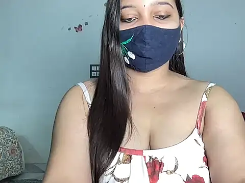 Varnika aarora online show from 10-19-25, 04:13