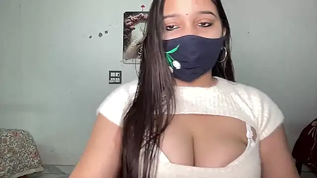 Varnika aarora online show from 11-04-25, 03:38