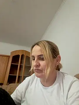 Malichkaanna30 online show from 02-26-25, 04:24