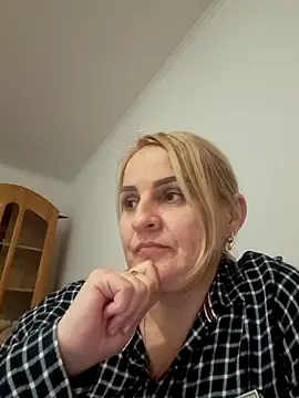 Malichkaanna30 online show from 03-05-25, 06:23