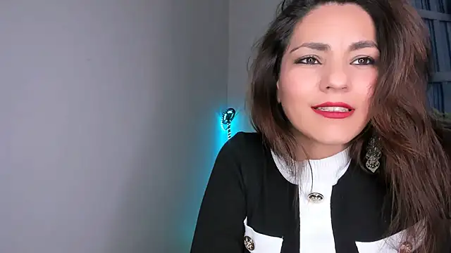 Chanel shaw online show from 10-28-25, 05:37