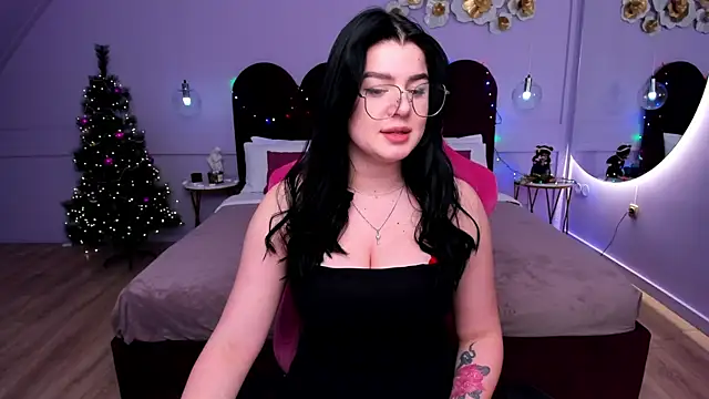 MelanieCarterr online show from 12-31-24, 01:36