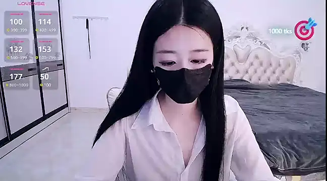 CN-xiaofei online show from 03-01-25, 10:45