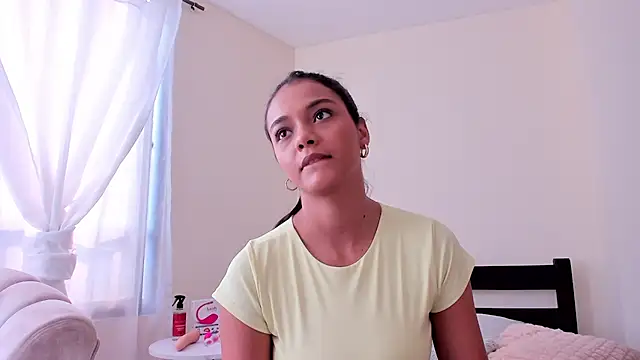 evely coelloo online show from 01-07-25, 08:21