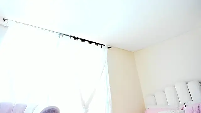 evely coelloo online show from 10-14-25, 05:36