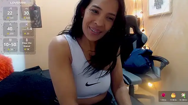 scarlet-foox online show from 11-02-25, 03:36