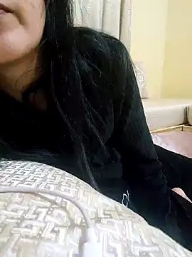 jihane-44 online show from 12-15-24, 11:45