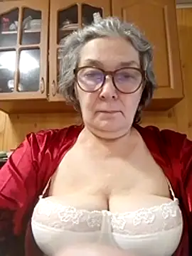 Snapshot of IrinaSweet54 chatting on 07-13-26, 09:34 IrinaSweet54 online show from 07-13-26, 09:34