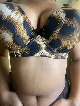 Snapshot of miss_lina chatting on 01-12-25, 05:24 miss lina online show from 01-12-25, 05:24