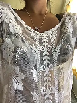 Snapshot of miss_lina chatting on 02-19-25, 05:05 miss lina online show from 02-19-25, 05:05