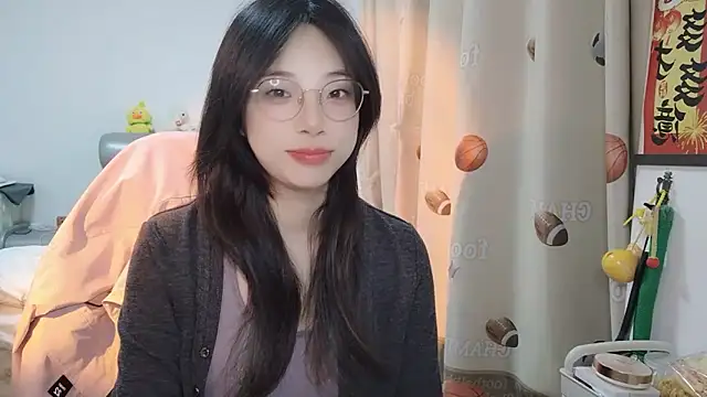 ooo   mimi online show from 02-24-25, 01:57