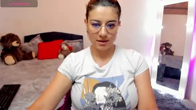 oliviacarltonn  online show from 01-24-25, 08:11