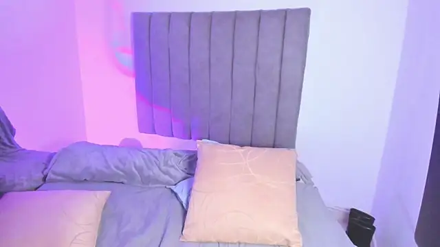 sarah  bigboobs online show from 12-18-25, 12:22